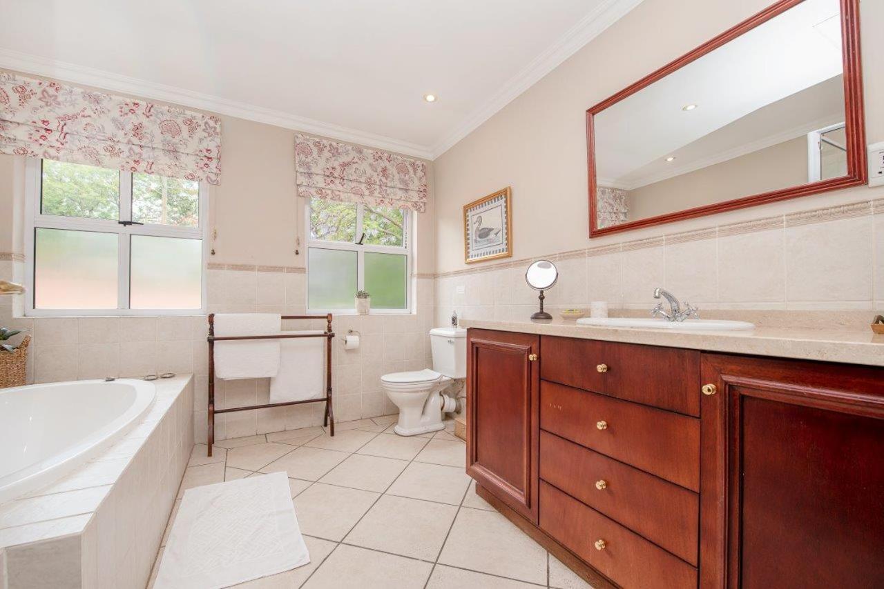 Wild Olive Executive Suite Johannesburg Eksteriør billede