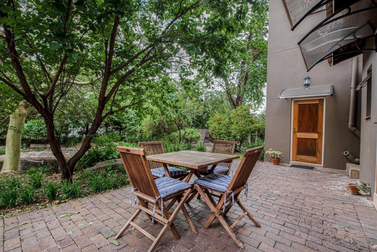 Wild Olive Executive Suite Johannesburg Eksteriør billede