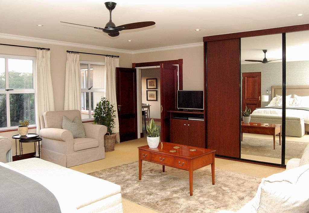 Wild Olive Executive Suite Johannesburg Eksteriør billede